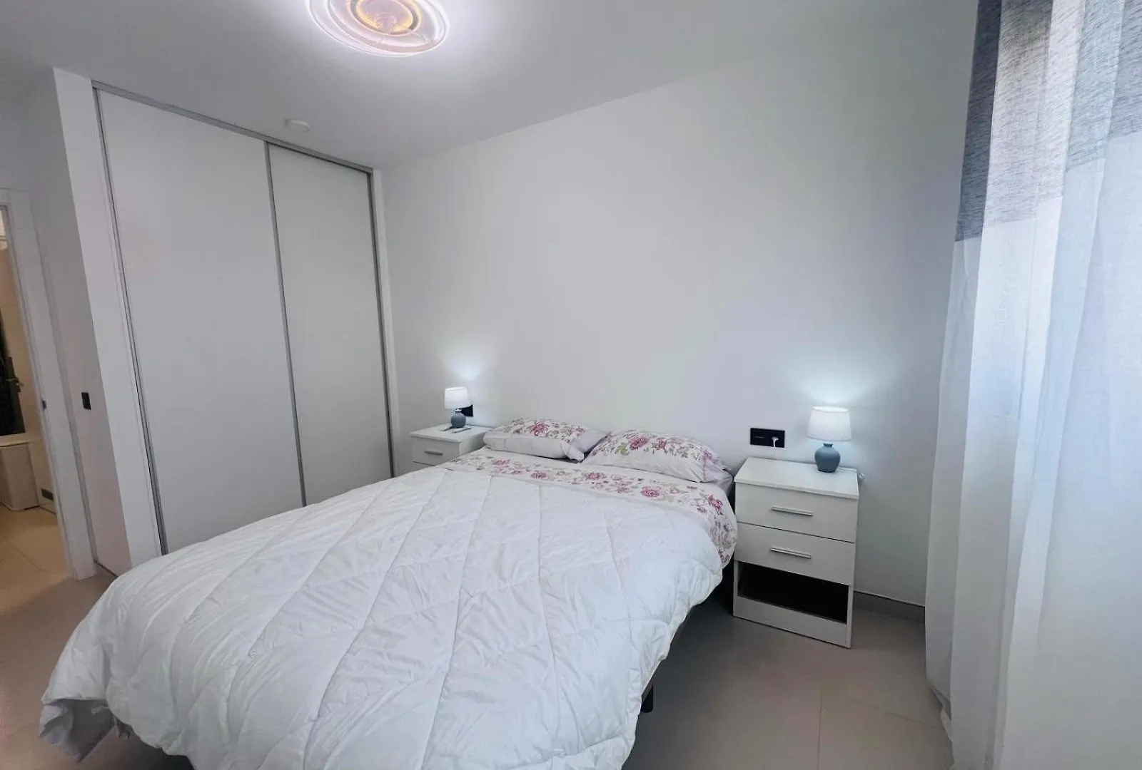 Vistas Korner City Centr 아데제 0*,  스페인